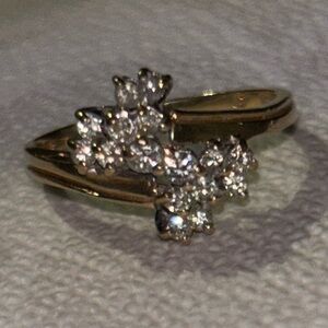 14k yellow Gold 16 natural Diamond Waterfall Ring 0.67 Carrot size 6